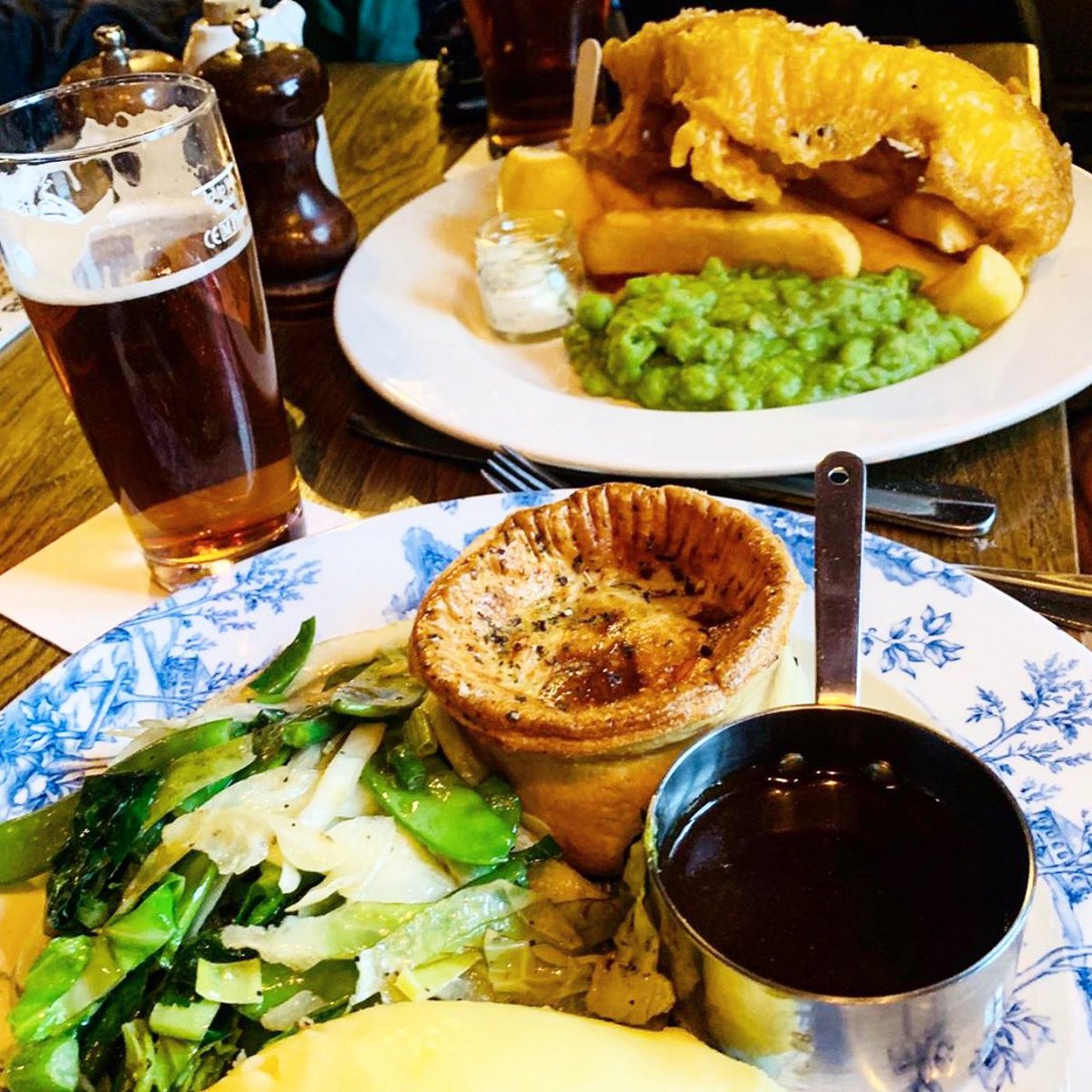 ship_styal's tweet photo. ‘True pub food’ 🍽 thanks for the photo @sachan111 📸 weekdays at The Ship look a bit like this... #StyalLife #CheshiresBest https://t.co/BsRkNxqHvi