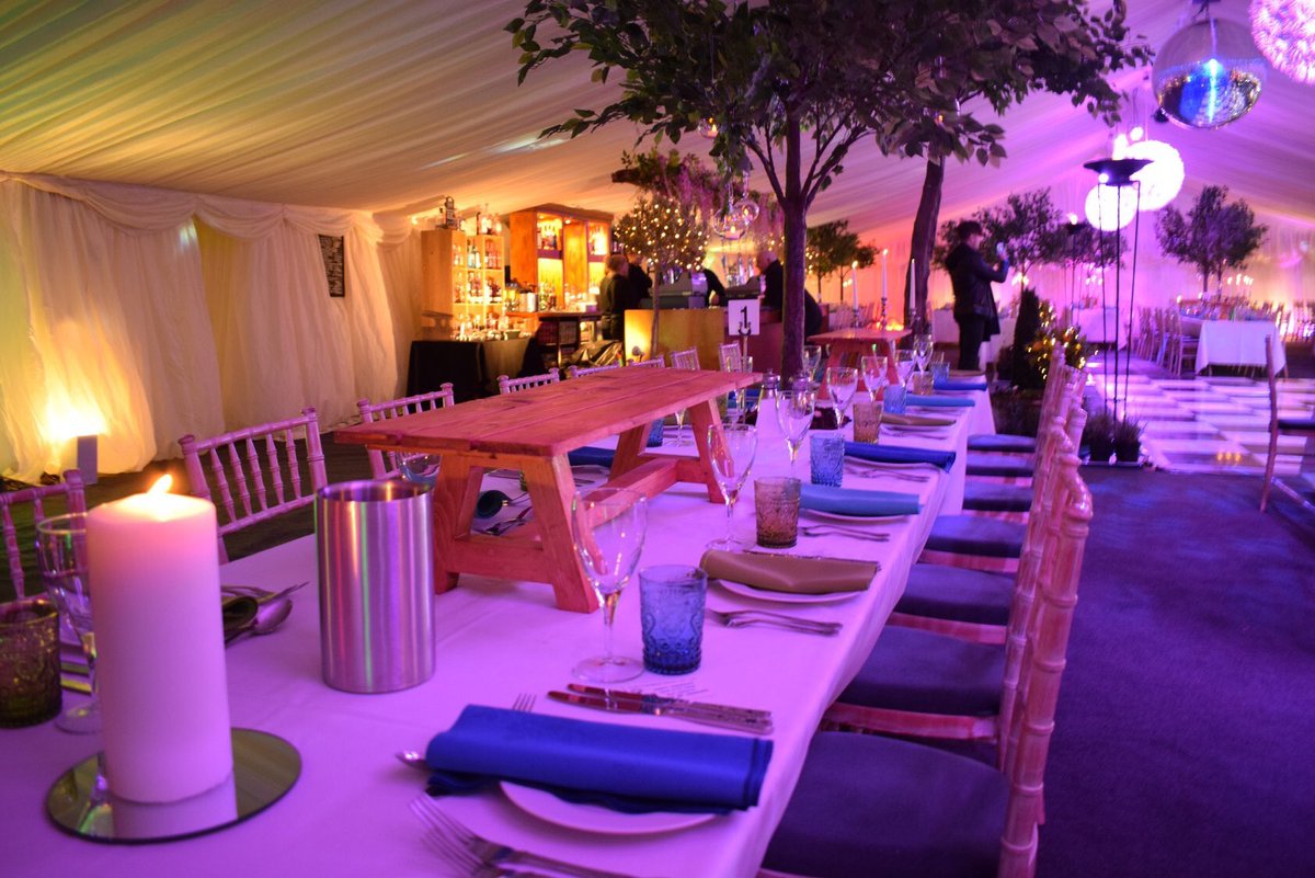 weatherfieldmar's tweet photo. It's that time of the year again for one of our regular's annual Christmas party!🎄🎅 

Always a pleasure to work with Anglia Elite Banqueting Hire, Intents Effects &amp; The Banqueting Hire Service.

#MarqueeHire #Marquee #ClearspanMarquee #ChristmasParty #MammaMia #Abba https://t.co/SmcdwroAQI