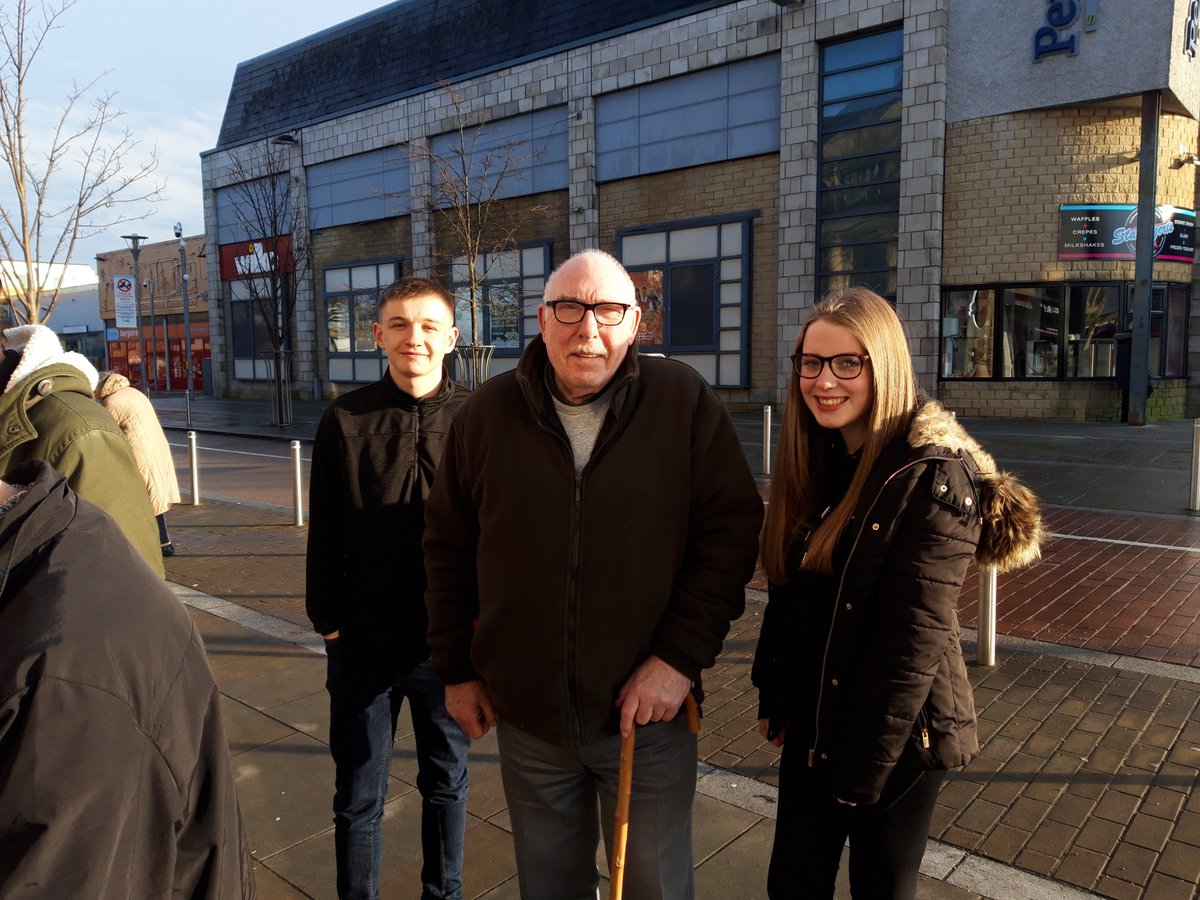 LetsBe_F's tweet photo. LET'S BE 'STREET CAFE' - it was a pleasure to serve the team from @BBPendle and Councillor George Adam - we hope you all enjoyed your drinks and conversations. #letsbeconnected #letsbegiving #letsbeunited #letsbeleaders #letsbeone #letsbechangemakers https://t.co/A9IhwCwIhy