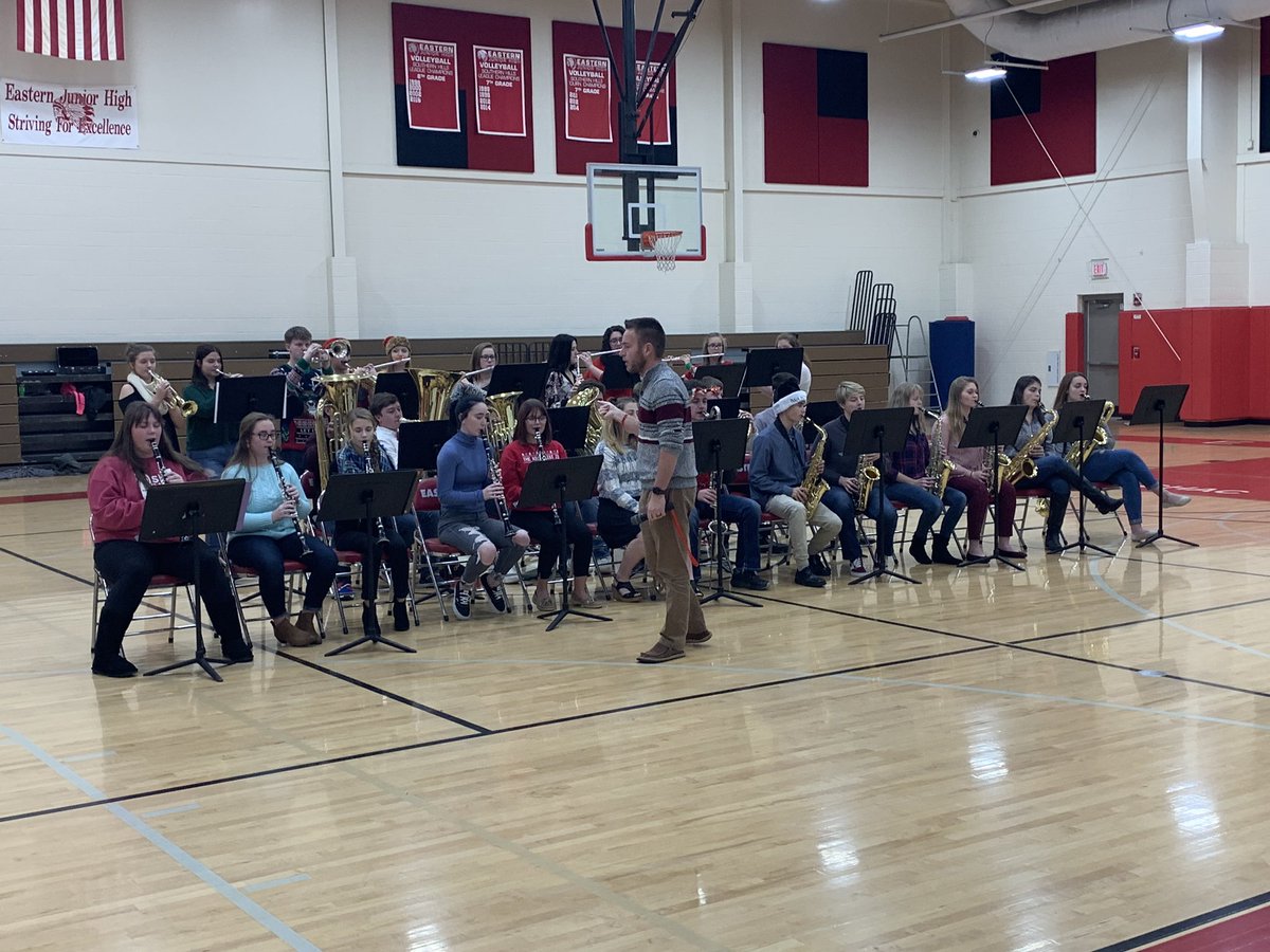 jordanrmichael's tweet photo. Big thanks to the High School Jazz Band for stopping by the middle school along their annual Jazz Band tour. As always, it was an outstanding performance! #emsmagic @ebbands https://t.co/0AxBf7tsPK