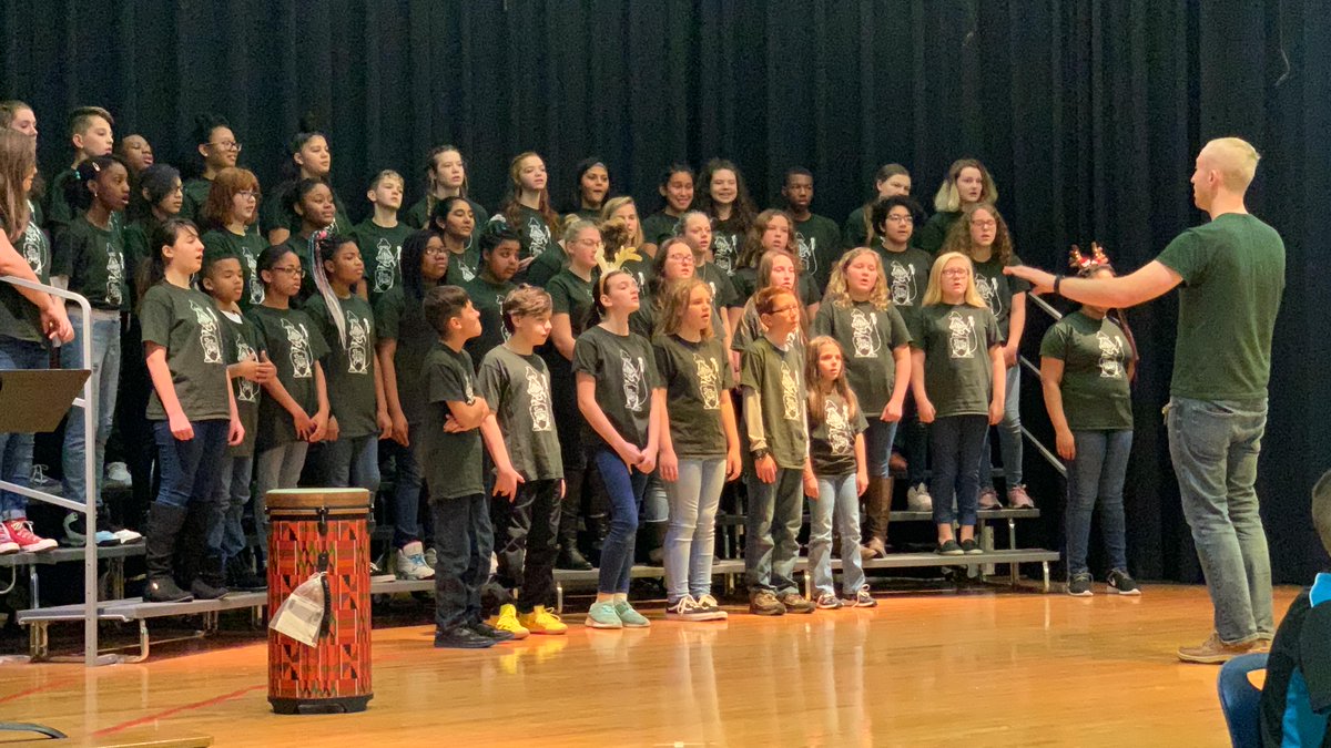 DockanMusic's tweet photo. So proud of JEJ Moore's Music program going to North Elementary to show some holiday cheer and share the great opportunities JEJ Moore has to offer! @BobbyK1215 https://t.co/jmZxYQrSN7