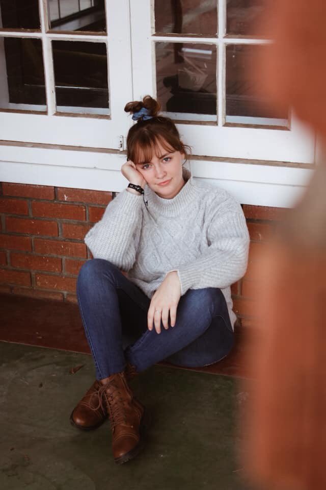 sarahwithem99's tweet photo. if you’re looking for photography at an affordable price, go check out my pages on Instagram &amp; Facebook (candidninephotography)! let’s plan your session! @SFAQuestions https://t.co/c25tMBdgmt