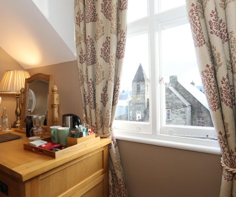 plasyndre's tweet photo. Still looking for that perfect Christmas gift 🎁
Why not book a night stay with us, whether a gift for a loved one or a treat for yourself 🌟
https://t.co/ioATocZdro
#christmasgiftideas https://t.co/nQo4VQYoZD