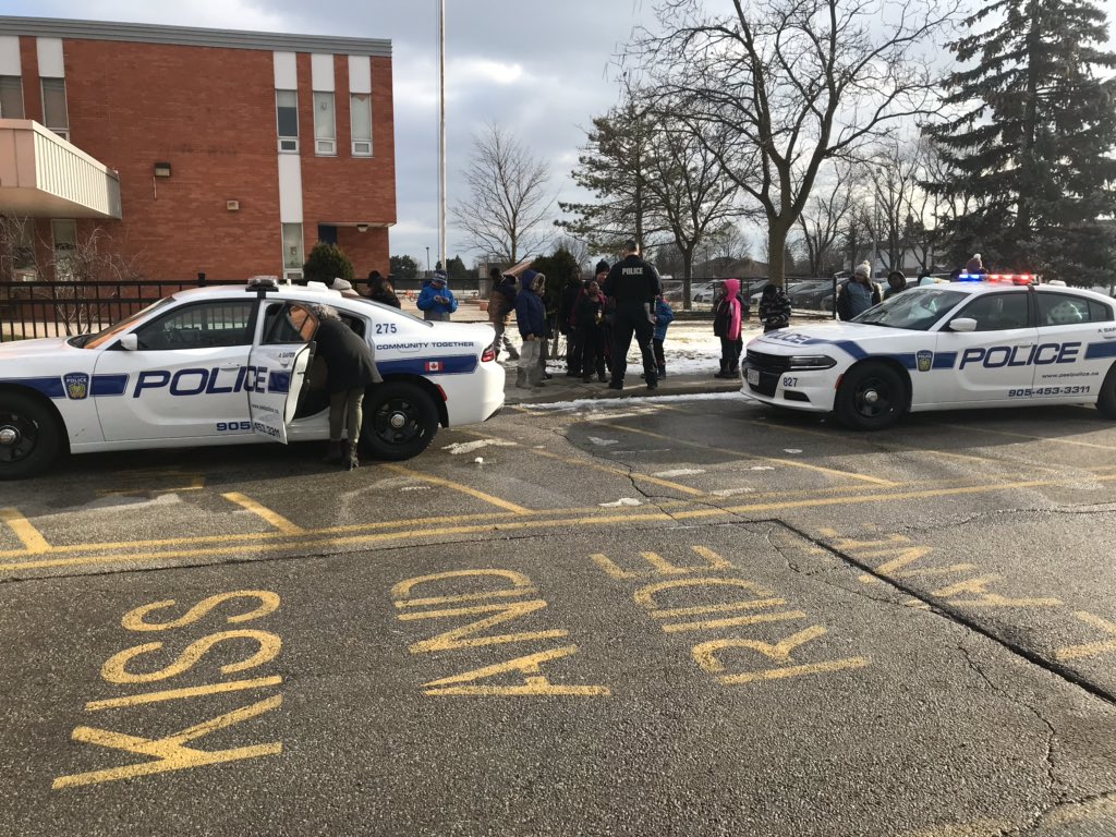 BGKindies's tweet photo. Together with Mrs. Kaur, Mrs. Varley and @RajKang9 classes, we crammed four police cruisers full of food for the @SevaFoodBank in Malton. Thank you @PeelPolice for helping us today! @harjitaujla1 @BrandonGatePS @PeelSchools @PDSB_Director https://t.co/Kwo8v8j8GS