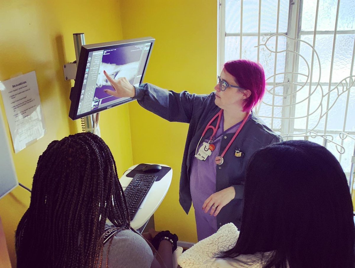 CrosstownHigh's tweet photo. Last week’s Informational Interviews: student Ariah Conner met Belinda Simpson from A Step Ahead Foundation, student Sydney Burnett met Dr. Jen Clay from Utopia Animal Hospital. Thanks Belinda &amp; Jen for making time to teach! @ChrisTerrillEDU @XQAmerica #XTHInternships https://t.co/STQ6bQv1fH
