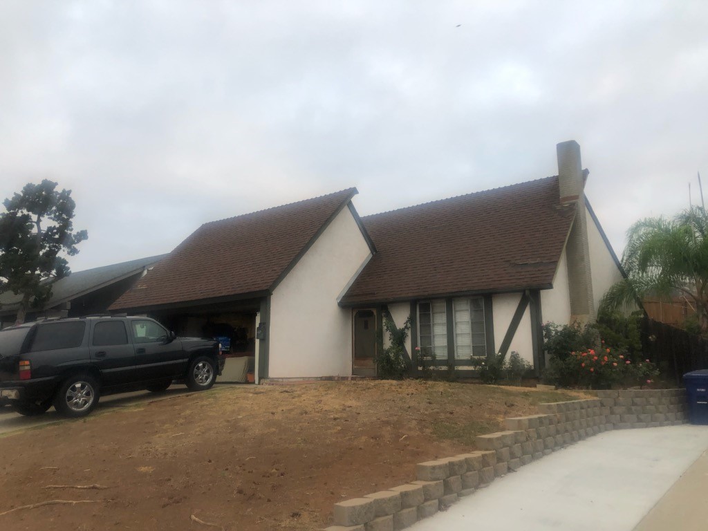 PalomarSolar's tweet photo. Another Happy Customer

20 @LGUS Panels and 20 @Enphase  Microinverters.  
New Owens Corning Duration Series Night Sky shingle

The homeowners have had many compliments on the new look of their home and have been recommending Palomar Solar to family, friends and neighbors! https://t.co/KgKLtgHWCi