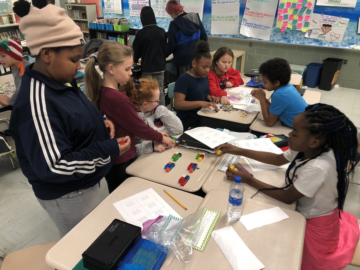 msentwistleBCPS's tweet photo. Back to work after the “snow” day and working collaboratively to interpret remainders!! 😎 @SenecaElem #mathtalk #reasoning https://t.co/GRnIzQfh3k