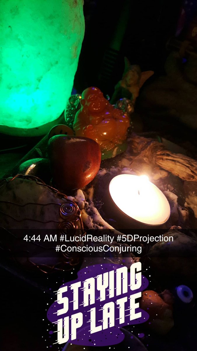 msmastafoxx's tweet photo. 4:44 AM #LucidReality #5DProjection #ConsciousConjuring #MsMastaFoXX #Synchronicity https://t.co/sN3qWyTmb9