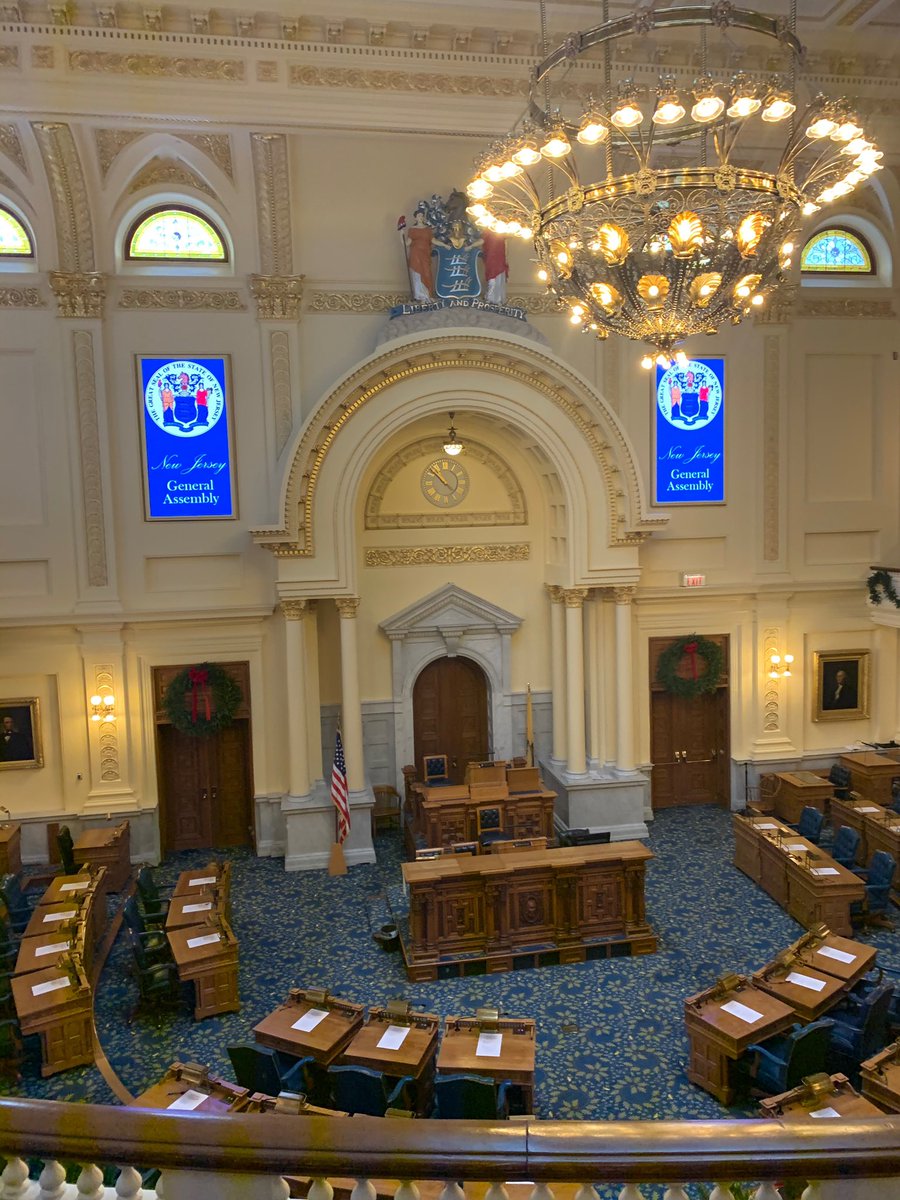 unioncatholichs's tweet image. AP Gov students take their learning to the NJ State House! #anywherelearning