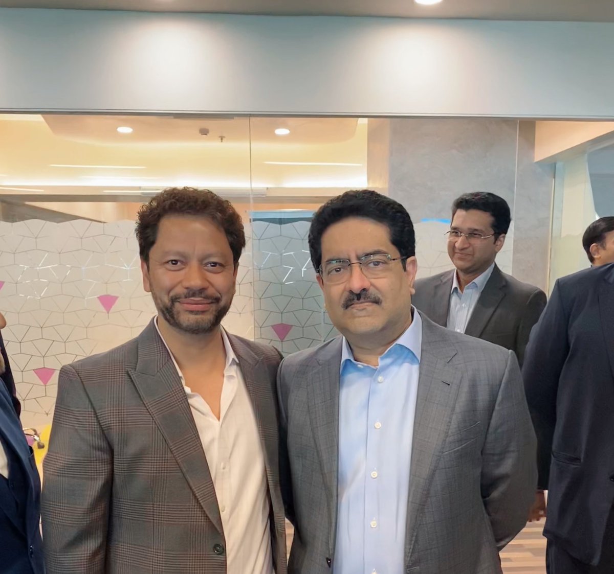 navmathur's tweet photo. Once in a life time experience to meet the one and only awesome super CEO - Kumar Manglam Birla in Mumbai Today! What a super human! Amazing Conversation. His views that I am in an amazing Industry, gets the confidence to sky high! #MotivatedAsHell. TY @eo_jaipur ❤️ #AdityaBirla https://t.co/qdXGcjKl3b