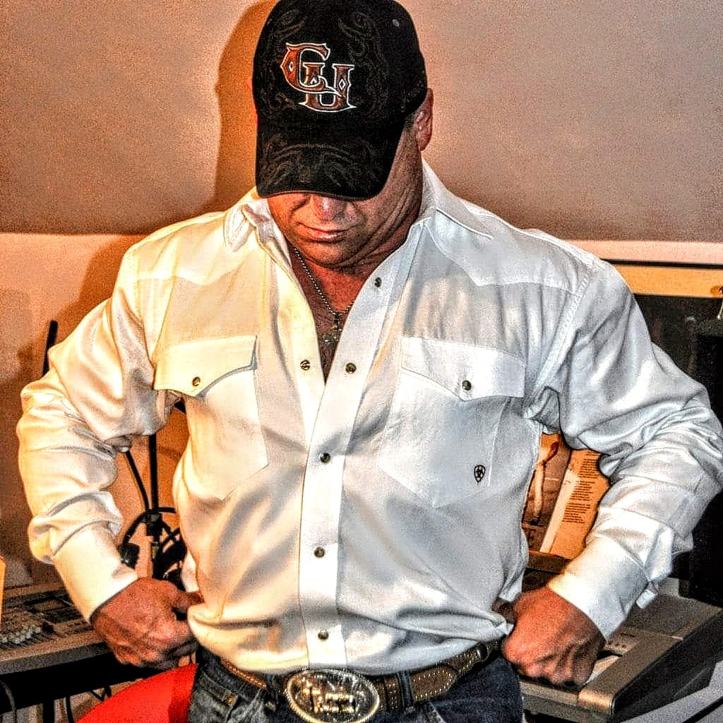 HellImJustMeWo1's tweet photo. https://t.co/3WrZDsounv Cowboy Up...
#RisingStar #music #hit #CountryOverParty #HRJ
@DrJimmyStar #1PR @EileenShapiro3 @HubReynoldsJr @HRJPhoto @TheHubsterHRJ @iamrobertdobbs @LadyLakeMusic @hilale_vip @LovingMyAddict @lle_1121 @10_pvp @AJValliant2025 @no__v0 https://t.co/QJ1oyFbz0c