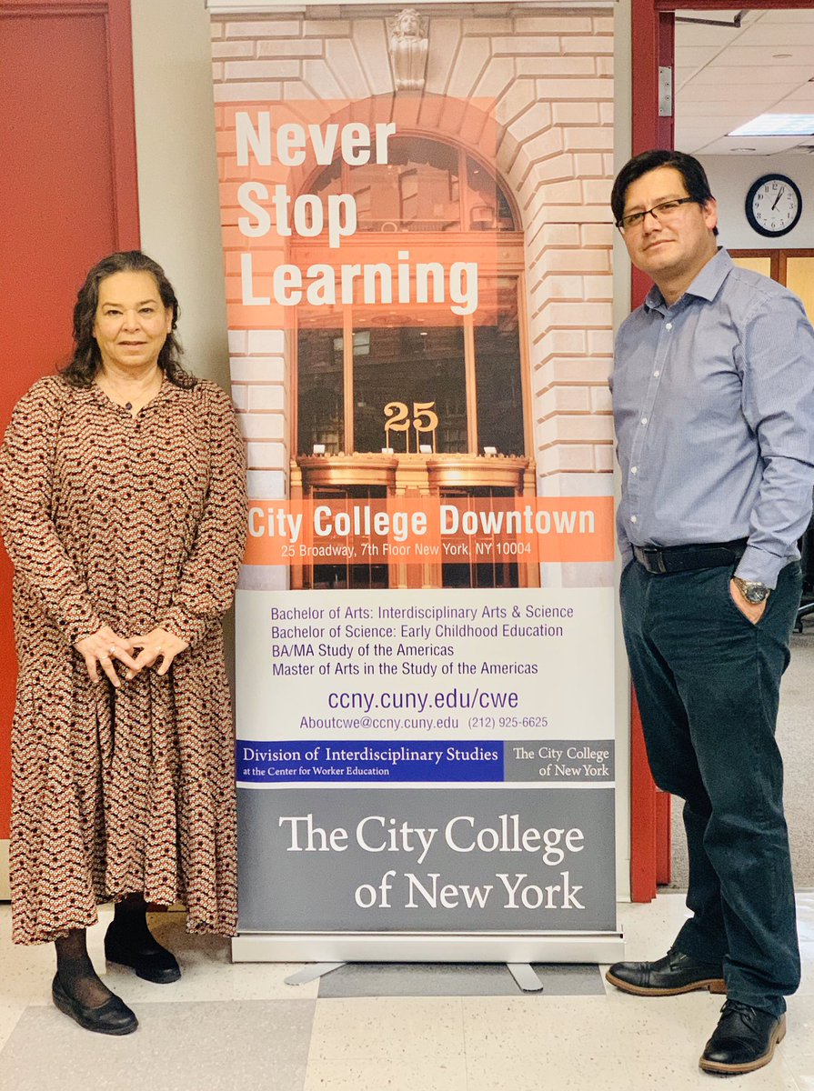 #DistinguishedProfessor Lizabeth Paravisini-Gebert visited us at #CityCollegeDowntown @CCNYCWE We have great news for our #MAProgram in #TheStudyOfTheAmericas @juancamercado
