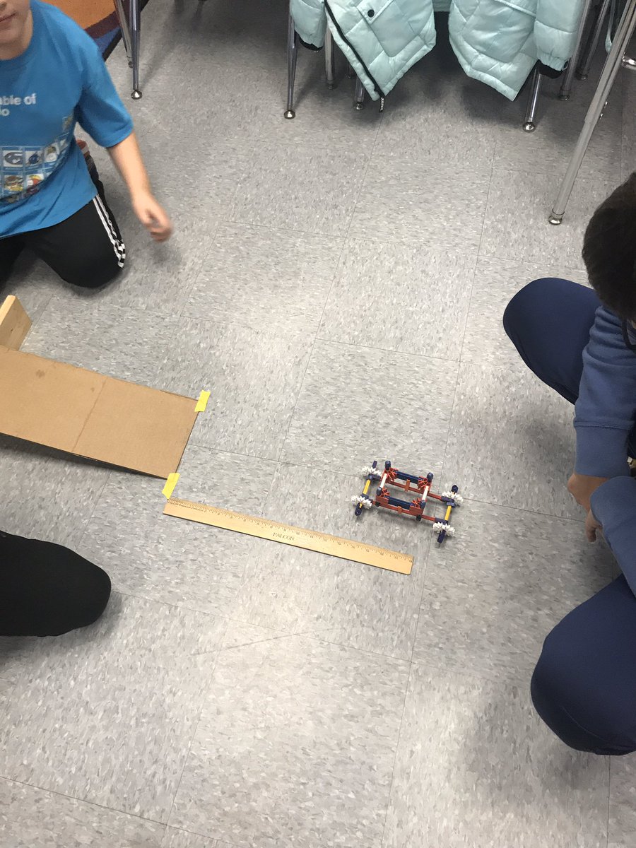 How far can your sleigh travel?  Each K-nex piece was given a dollar amount and they had to spend between $25 and $75.  After our first trial we modified based on what we learned!  TOTAL ENGAGEMENT! <a href="/StonyCreek_WSD/">Stony Creek Elementary</a> <a href="/WissahickonSD/">Wissahickon SD</a> #wisslearns <a href="/KNEX/">K'NEX Brands</a>