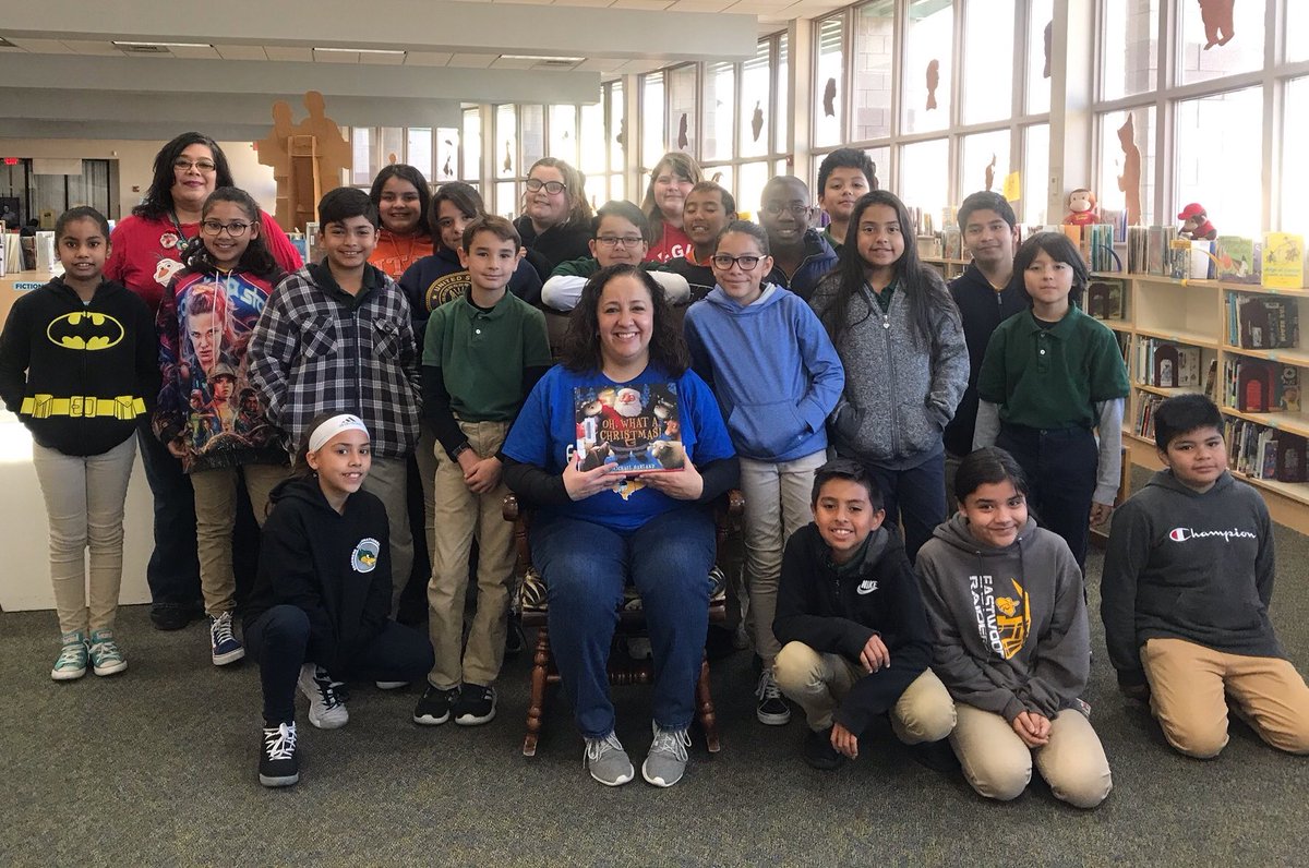 EDGESlib's tweet photo. Mystery Reader for today: Ms. Vega! Thank you for reading to our 5th graders! #literacy #uppergrades @YsletaISD @JosePer94476708 @YISDLibServices @BrendaChR1 @ebarrientos5 @catherinedoc12 https://t.co/1gBpkt729d