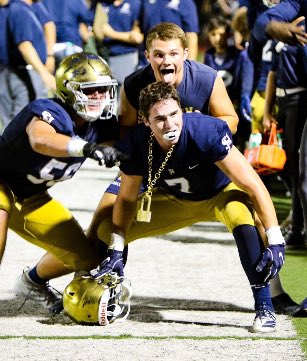 sjhhsfootball's tweet photo. 💥JONAH JOHNSON is FIRST TEAM ALL-SVL💥 @jonahbjohnson is the Heart &amp; Soul of this Def☠️ JoBoss, the Ultimate Hybrid, fills up a stat sheet. 🐎80 Tackles🐎13 TFL🐎4 Sacks💰2 int’s🐎8 Hurries🐎3 FR💰FC🐎2 Batted Balls🔥AND he’s aCIF CHAMP💍#NoBetterPlace #RFTB #BuiltAtTheBadlands https://t.co/WfRqecLSWj