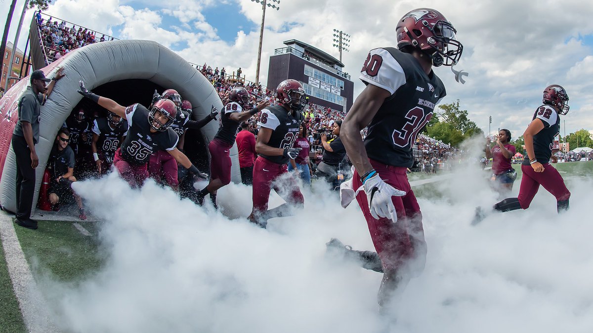 M4McCabe's tweet photo. Blessed to receive an Offer to play D1 Football at NCCU 🦅
@CoachJUANN @NCCU_Football https://t.co/JZFCpn7s4Z