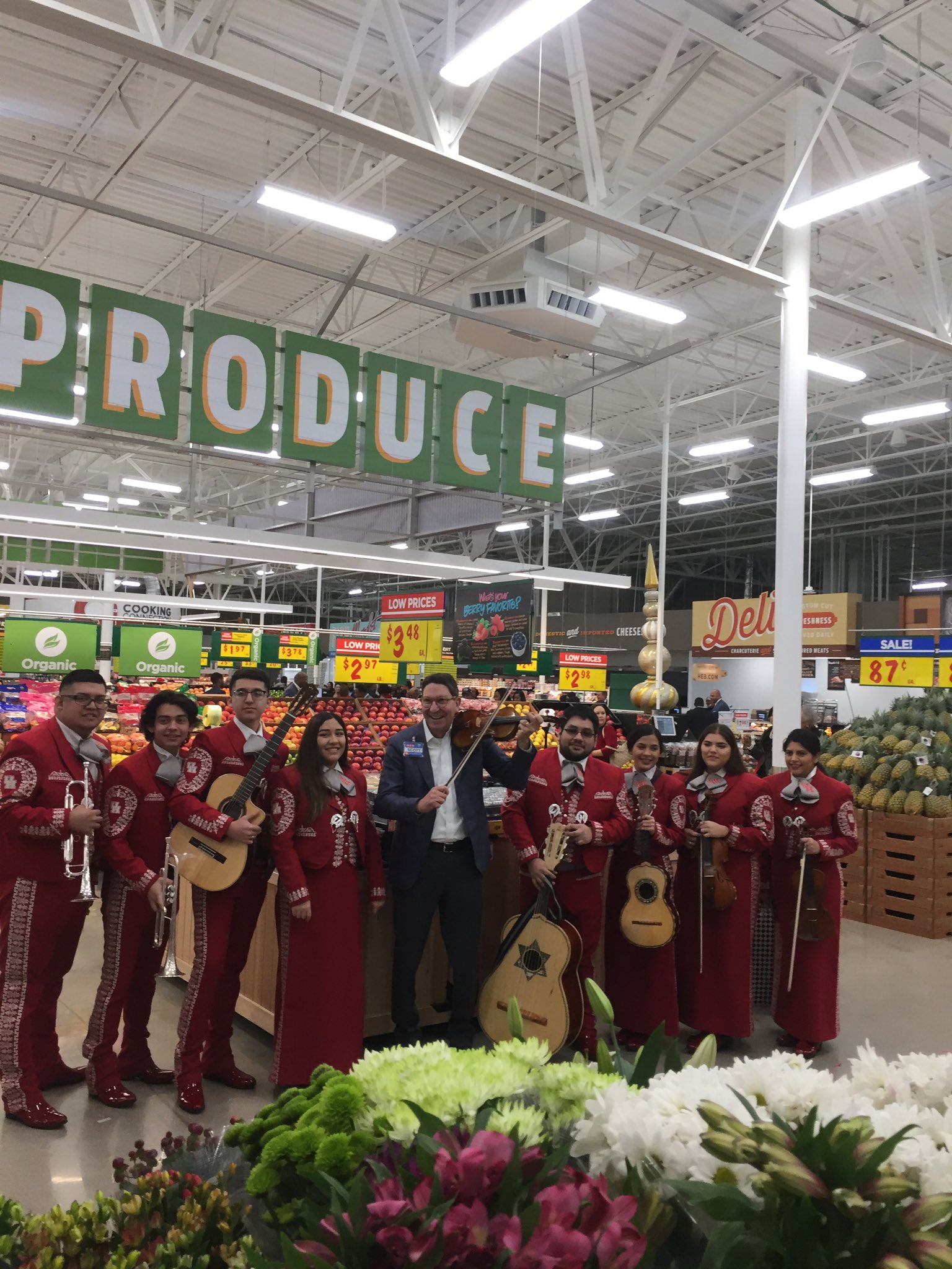HEB on Twitter "We are so excited to open HEB MacGregor Market