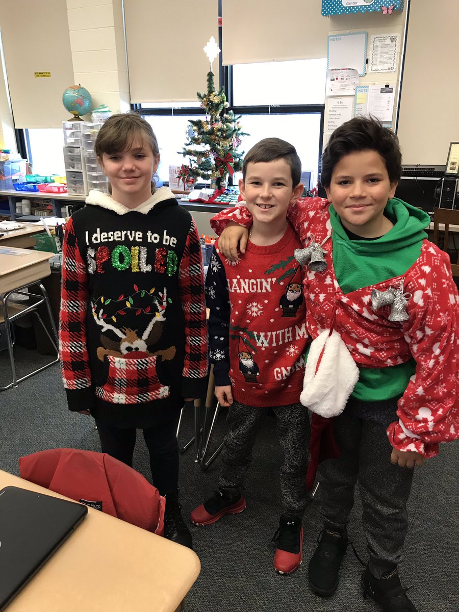principalvsgs's tweet photo. Fun Ugly Christmas sweater day at #VSGS https://t.co/QHqnZdfuom