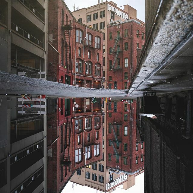 thatdudeRiq's tweet photo. Tethered 🙃✂️ •
•
•
#streetphotography #seattlephotographer #seattle #seattle_igers #ig_seattle #urbanphotography #citykillerz #fujifilm #fujifilmxt3 #downtownseattle #thatpnwlife #thatpnwspark #upsidedown #puddlegram #pioneersquare #pioneersquareseat… https://t.co/VwcMxJlbId https://t.co/987uSGbTZC