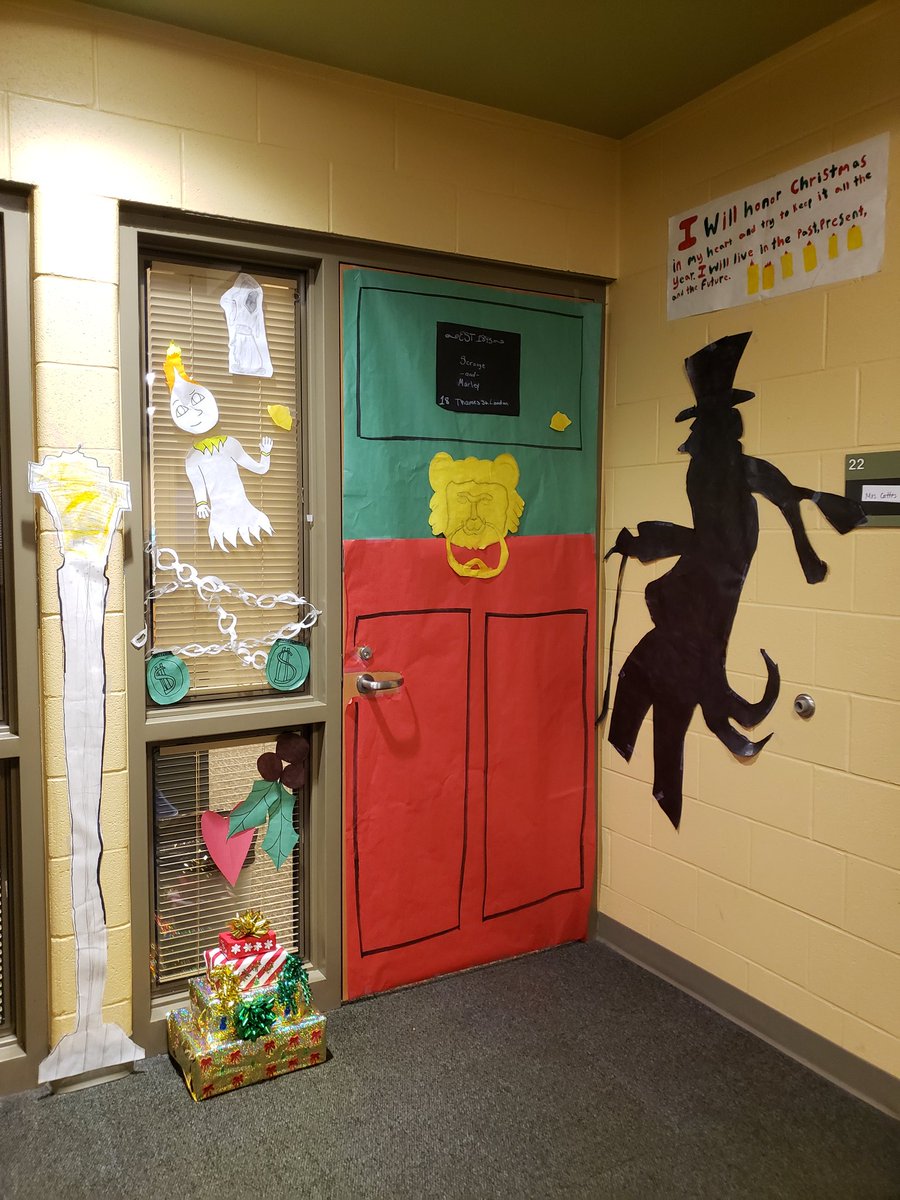 KatherineCattes's tweet photo. CJHS Winter Week student door decorating done by my 8th grade homeroom. Inspired by our 7th ELA reading of A Christmas Carol. #cometpride #ela #AChristmasCarol https://t.co/3I5gd2fNo9
