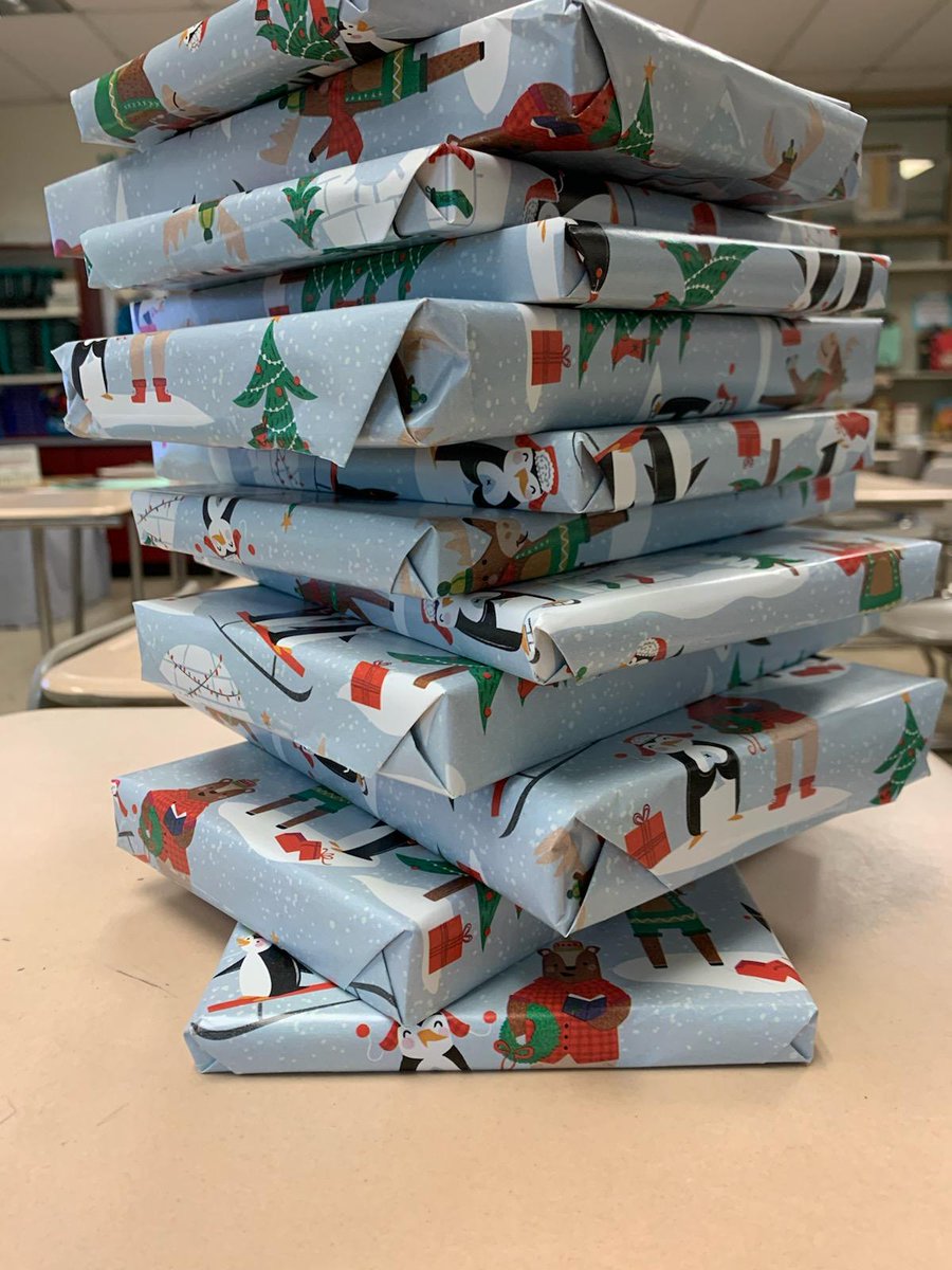 PositivelyLMS's tweet photo. The Lindale Literacy Book Fairies are at it again! They have donned their festive attire and elf hats to hide books📚 all over the building to be found on Friday! 12 lucky Lindale students will be heading home with a brand new book to enjoy over break❄ @SREILAACPS @lindalelynx https://t.co/Ege1l30682