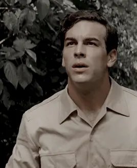 The story officially begins w/ Kilian( & his older bro Jacobo) arriving to Bioko Island ( an Island dats part of Equatorial Guinea) from Spain, he's there to take up the job as a plantation overseer @ one of the local cocoa plantations that his father works at.