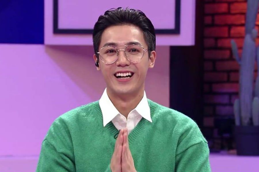 soompi's tweet photo. #MBLAQ’s Mir Talks About What Motivated Him To Start YouTube Channel, Dealing With Hair Loss, And More
https://t.co/57QXeoWKQR https://t.co/E3T6kddUso