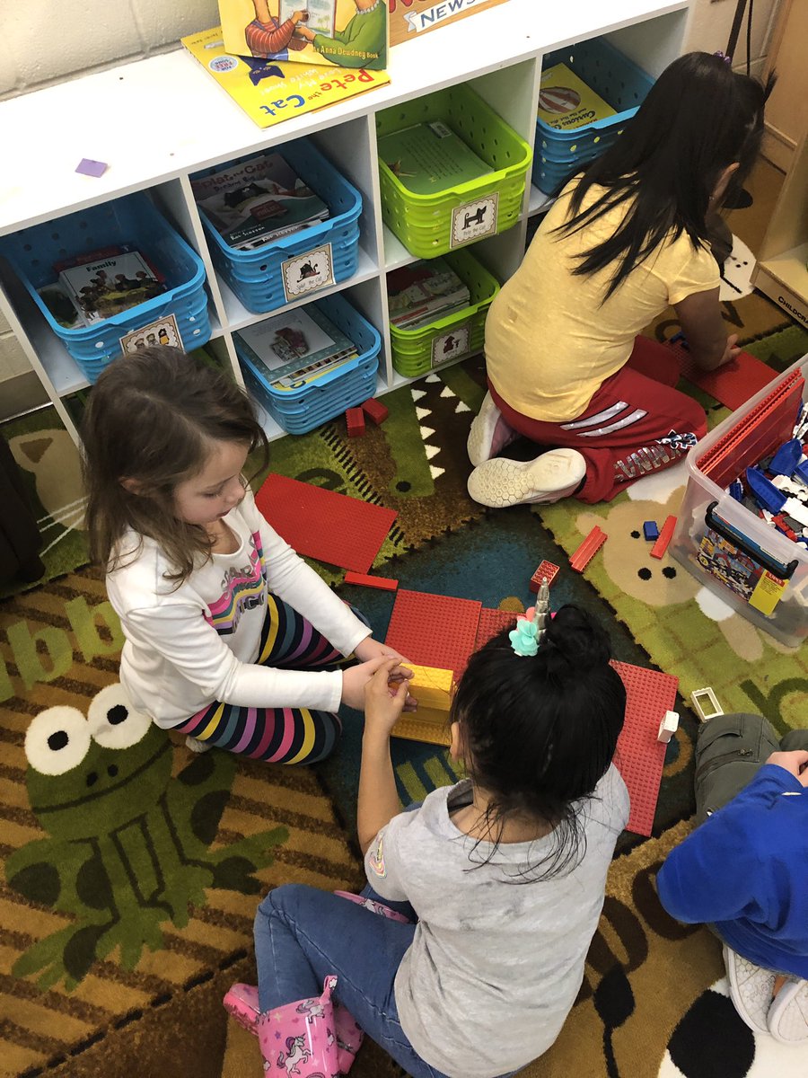 FarrsClassroom's tweet photo. Lots of learning through play! https://t.co/O9p9Qcmmt5