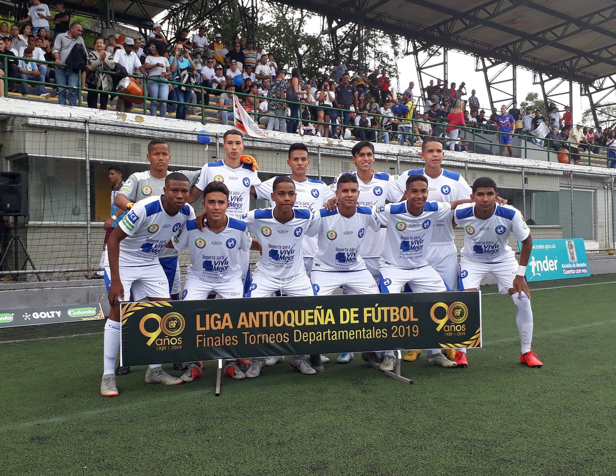 AntioquiaLAF's tweet photo. #FinalesLAF2019
🏆🇳🇬Inicia la final entre
ABC Fútbol Base
🆚️
Total Soccer FC
Categoría #Sub17A https://t.co/5nNoWZNWPT