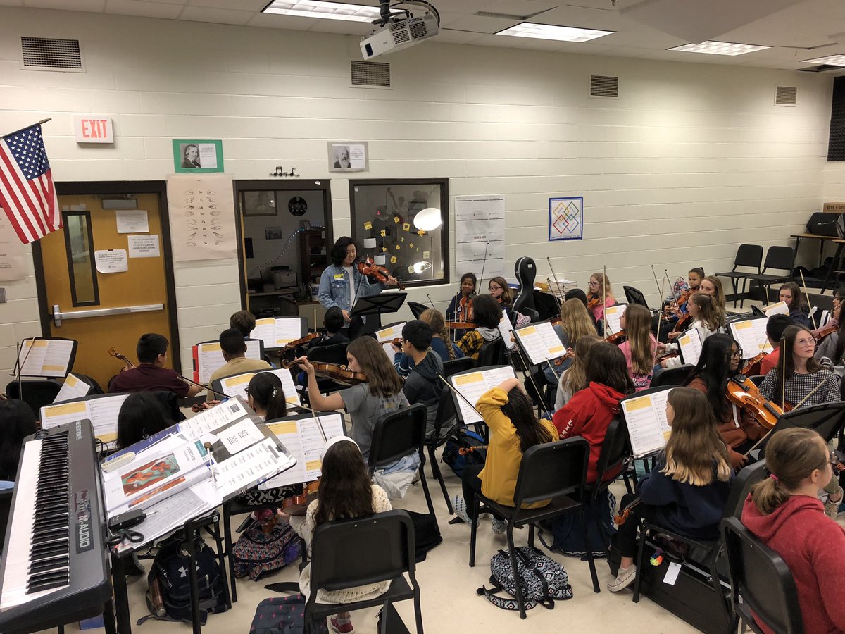 millcreekmusic's tweet photo. When your former students come back to help the newest ones 😊 #mcmsMusickids #prouddrirector #blesseddirector https://t.co/P418EF0wuP