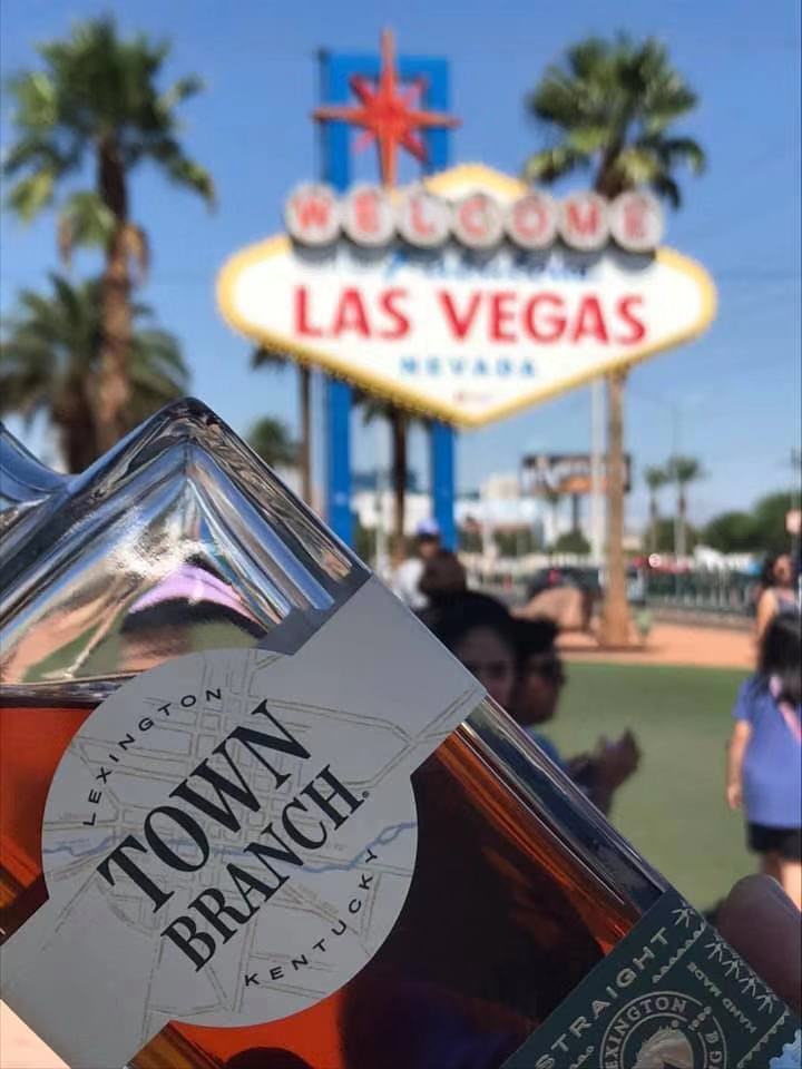 LexBrewingCo's tweet photo. Hey UK Wildcats Fans!
If you are in Las Vegas this week to watch the Cats dominate, look out for our Distilleries Town Branch Rye in the City of Second Chances.
#Gobigbrew #UKWildcats #KentuckyBasketBall #TownBranchDistillery #LexingtonBrewingCo https://t.co/ns8JUG8SPD