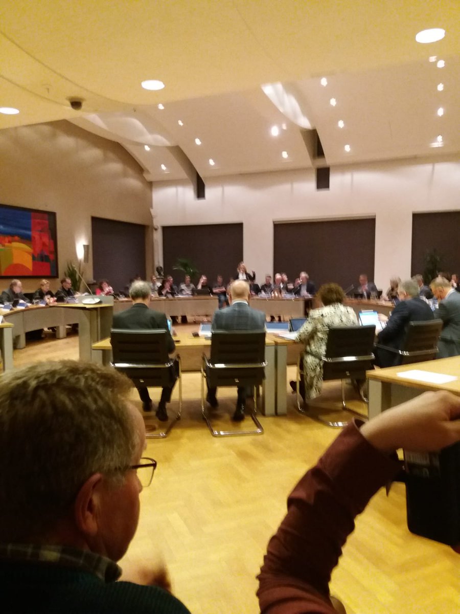 Vanavond is de Hanstiehook ook aanwezig bij het Debat in Dinkelland. Leefbaarheid op het platteland moeten we houden!! #samenstaanwesterk #lerfbaarheidophetplatteland #Hanstiehookstaatop