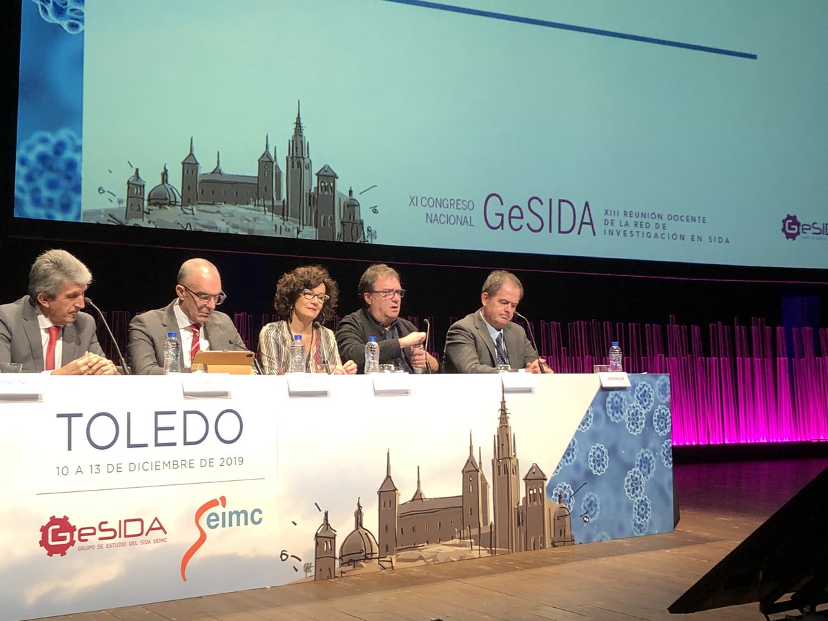 GeSIDA_SEIMC's tweet photo. #HaceUnaSemana | Comenzaba #GeSIDA19, el principal encuentro científico sobre #VIH en lengua española, con las ponencias de Raphael Landovitz (@doc_in_a_box) sobre el futuro de la @PrEP, y la de @carolinesabin, del University College de Londres, sobre envejecimiento y #VIH. https://t.co/WyJ0kOwMSv