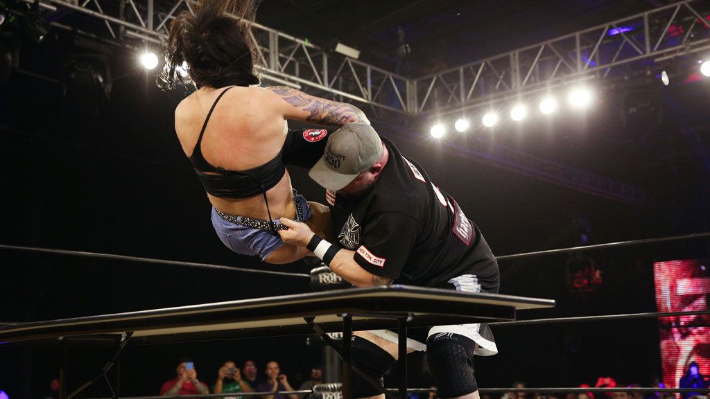 ringofhonor's tweet photo. For nearly six months, “The Maneater” Maria Manic destroyed everyone in her path, but Sunday night at #FinalBattleFallout, she was the one left lying as @bullyray5150 ambushed & chokeslammed her through a table.
Read more: https://t.co/INEJkjKpT0 https://t.co/6l0rQ4AZOw