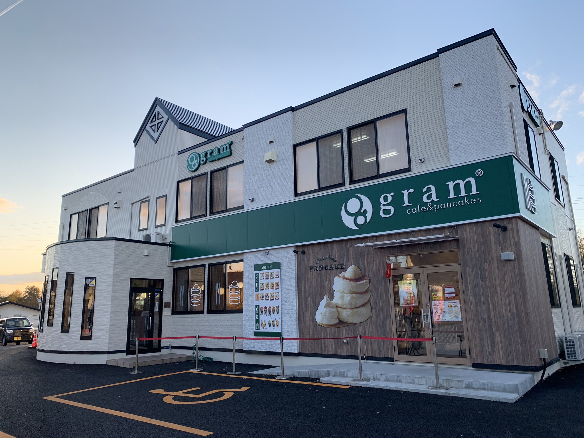八戸食べ歩き巡り 八戸市 閉店情報 19年を振り返る パンケーキ 私の19年八戸の飲食店の出来事で一番話題になったのは 白山台のパンケーキ専門店 Gram八戸店 が開店から1年で閉店だと思います 閉店前にプレミアムパンケーキを食べたいお客様が