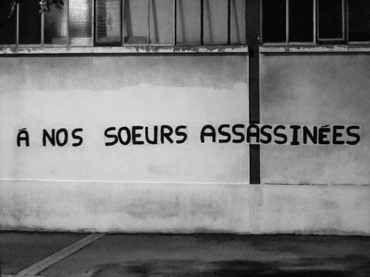 CollagesMLJ's tweet photo. À NOS SŒURS ASSASSINÉES. https://t.co/sp19hNyJMP