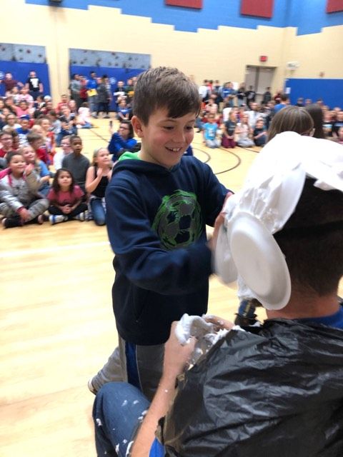XeniaSchools's tweet photo. That's not snoooowww... After students raised $282.93 for charity, Mr. Poole, Mr. Hannon, Mrs. Linsenbigler & Mrs. Nix got an up-close view of shaving cream pies! Congrats to the students *and* teachers who received 1 of 100 Golden Tickets. #niceaim #ShawneePTO #foragoodcause https://t.co/unTTHiVgA5