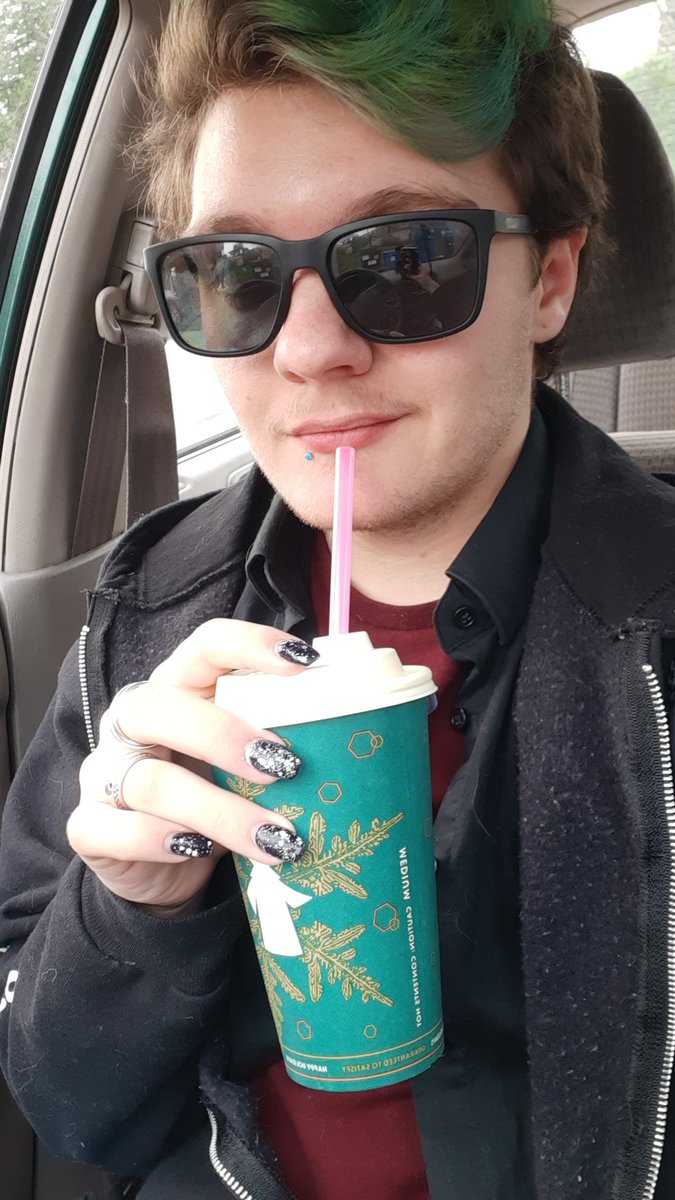 Avery_Love508's tweet photo. It's a good day ๐
#findom #TransAlphas #TransMascFindom #DaddyBlueEyes #paypig #transman https://t.co/T3gEo1sZoQ