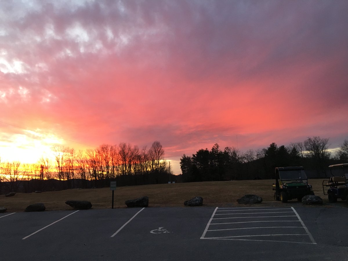 Winter sunsets are so beautiful! The reason they are more colorful is that the colder air has less humidity so the aerosols in the atmosphere are smaller allowing purer colors to be seen and also twilight lasts longer this time of year. #TeachingTuesday