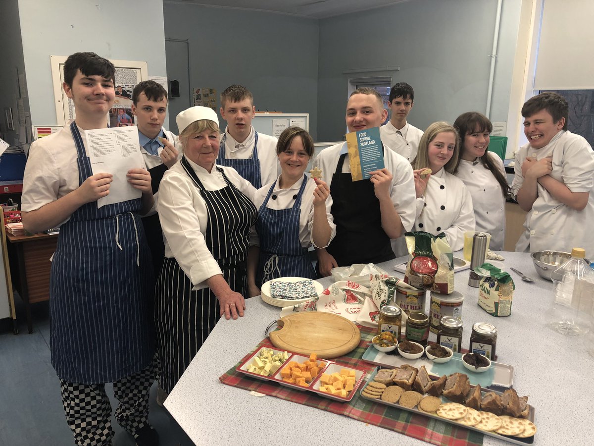 Pupils have been busy prepping all day! With @Millers_Larder we can’t wait to welcome supporters of #foodschoolscotland project to @Parkhill375 tomorrow for our final day of exploring the Scottish food&drink industry🎓🐄 @ConnectLocalSc @maureen0207 @skillsdevscot @scotfooddrink