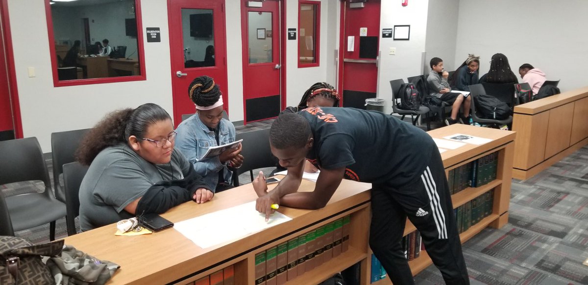 CarolCitySr1's tweet photo. Today our Law Magnet students took a trip to the Wilkie D. Ferguson Courthouse for Teen Civil Discourse and Decision-Making Program. They also went over to Brownsville Middle School to help students prepare for the middle school mock trial competition. #WeAreRising #JoinTheTribe https://t.co/wrUCkJxjQo