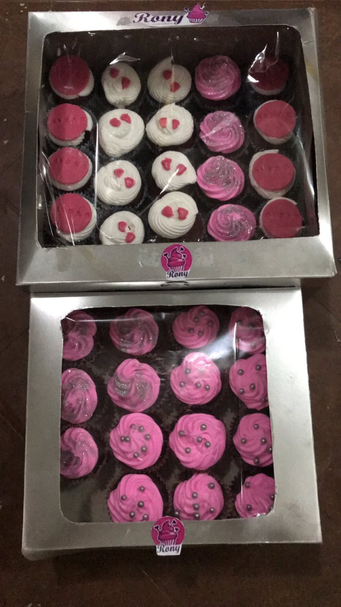 ronycupcakes's tweet photo. Special order &amp; Packaging 📦🎀 https://t.co/COQfcA2VXq