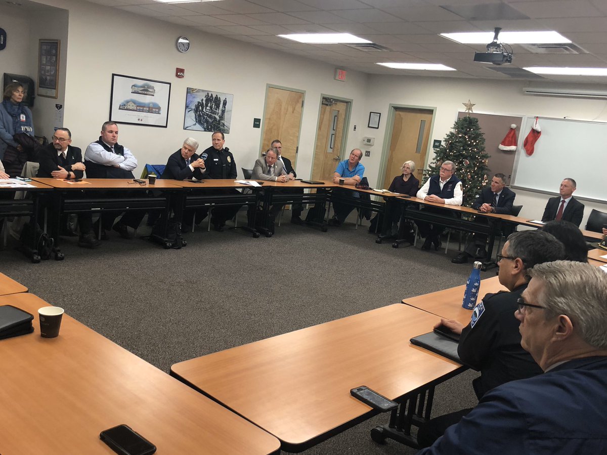 GovPhilScott's tweet photo. Finishing off our Chittenden County #VTCapitol4aDay a mental health and public safety roundtable. I’m grateful for @HowardCenterVT &amp; local law enforcement and first response agencies for their work to protect our most vulnerable through prevention and keep our communities safe. https://t.co/ePpzsZYKz4