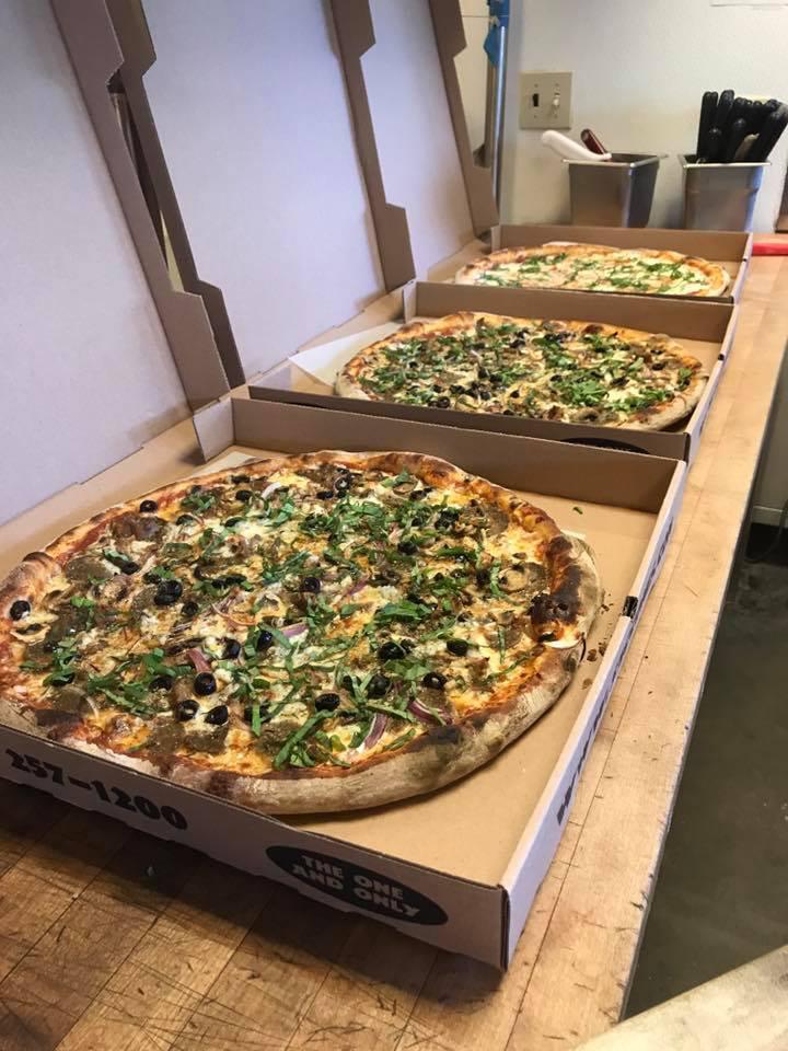 SacconesPizza's tweet photo. Hosting a holiday work party? Planning a get-together with family and friends?

Let Saccone's do all the cooking for you!

From pizza and pasta to salad and subs, we've got something for everyone on your guest list!

Full menu here 👇
https://t.co/PN3SjiEnV5 https://t.co/T30wcQDSAa