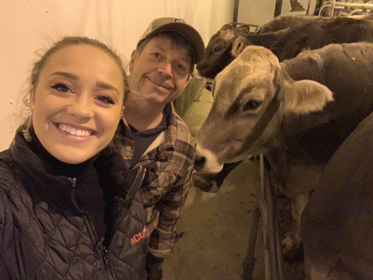 anson_ag's tweet photo. Thanks for talking Agriculture #dairy #vtcapitol4aday https://t.co/R57TbgZX52