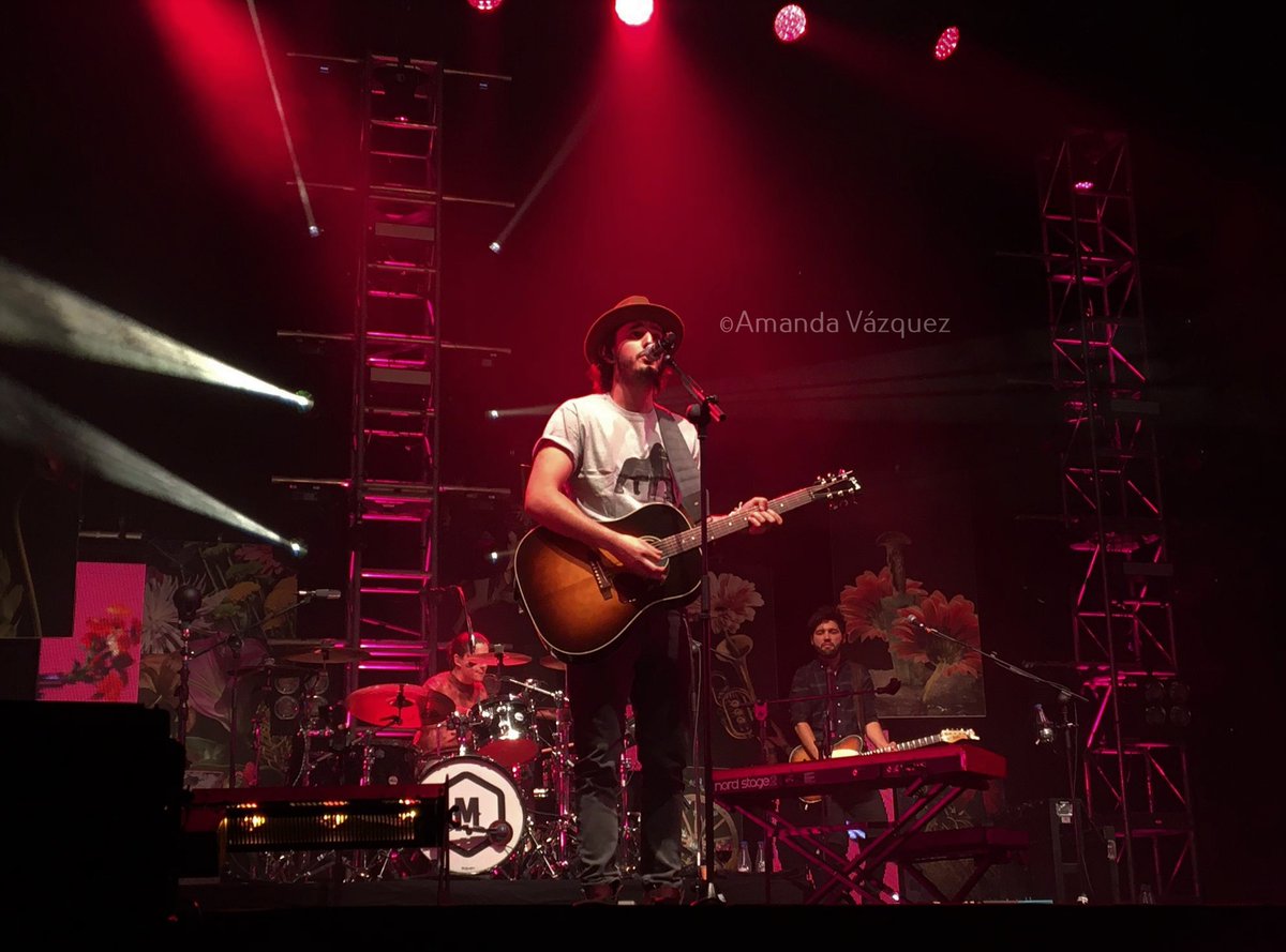 lavozcultural's tweet photo. #CRONICA Y #FOTOS | @MoratBanda disparó su bala más exitosa en su cierre de gira en Madrid que contó con invitados especiales #MoratMadrid #BalasPerdidasTour https://t.co/pga0hlR7H0
📸Amanda Vázquez y @Patryabril95
✍️🏼Amanda Vázquez https://t.co/7Fup9CM90q