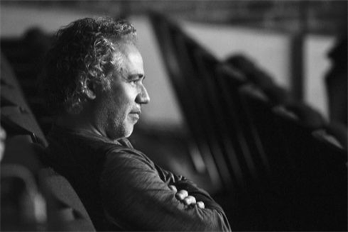 AtlanticTheater's tweet photo. When Stephen Adly Guirgis Asked Him, He Couldn't Say No. Although John Ortiz had long wanted to direct, he worried that he just didn't have the bandwidth. 'I had to put on my big-boy pants &amp; step up to the challenge.' https://t.co/Y8L09iWI4q #HalfwayBitchesATC #HalfwayBitchesLAB https://t.co/LyCARS6RgT
