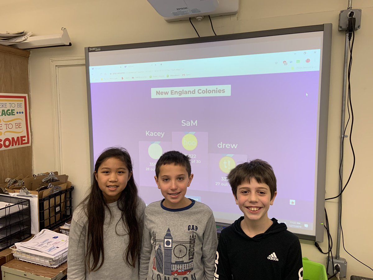 CourtFerraro19's tweet photo. A little Kahoot action on this rainy Tuesday!! #itsgottabeBHE #quizreview #winnerwinner https://t.co/gSXKtCrwZb