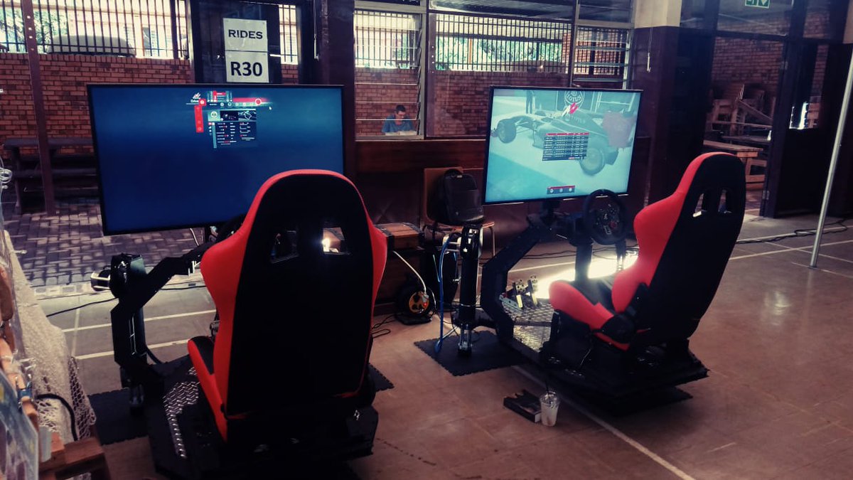 setup at the children's home for the holidays 
#racingsimulator #racing #motionsimulator #F1 #projectcars #gaming