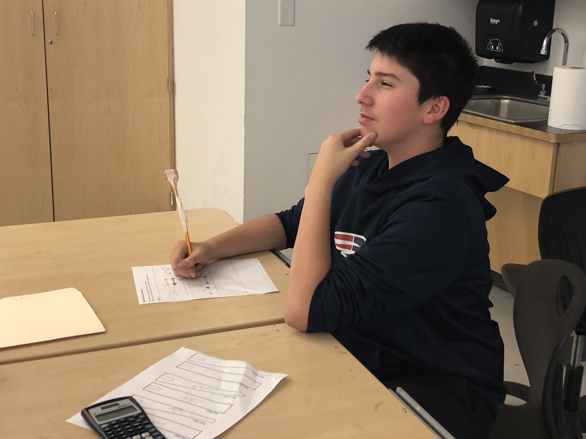 GalvinSTEM's tweet photo. 7th graders sketching and designing their Co2 Cars! Good work. https://t.co/py9WwhD77L